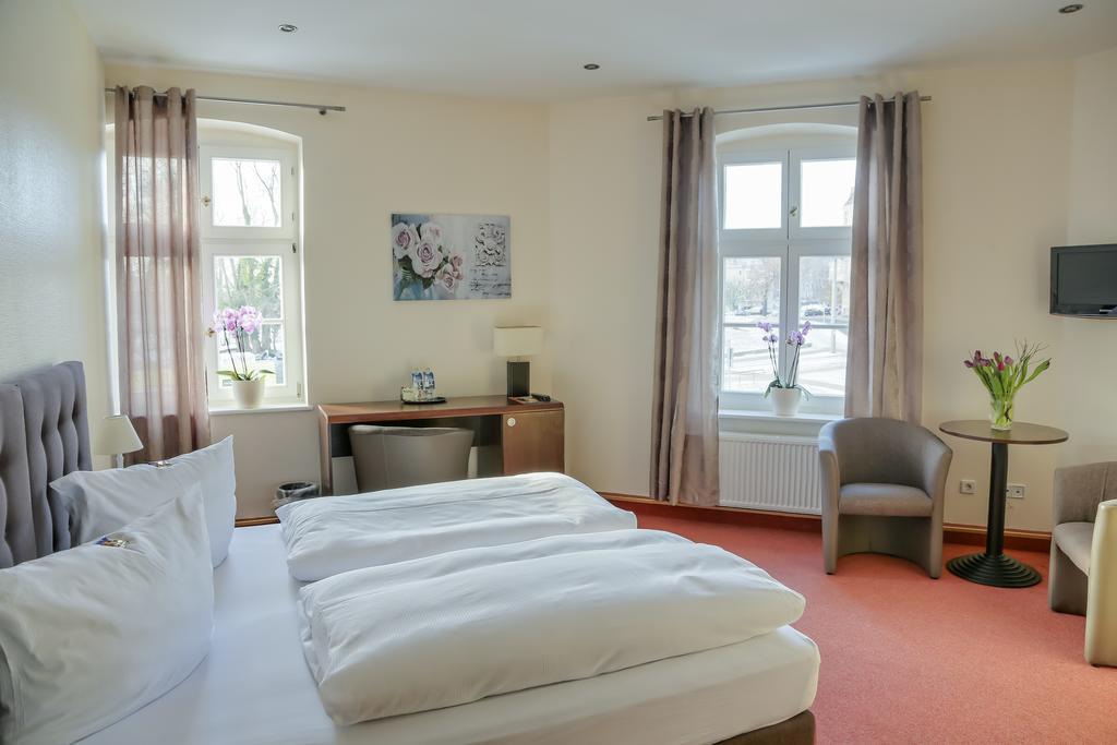 (פרנקפורט (אודר 3 Sterne Hotel Frankfurt-Oder Zur Alten Oder חדר תמונה
